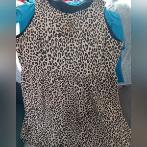 sleeveless leopard dress